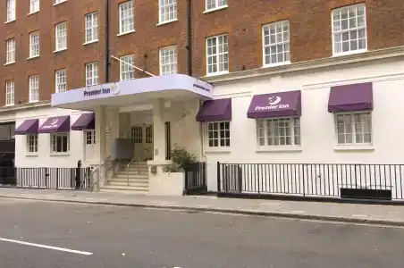 Premier Inn Victoria - 0