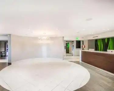 Quality Inn & Suites By the Parks - 1