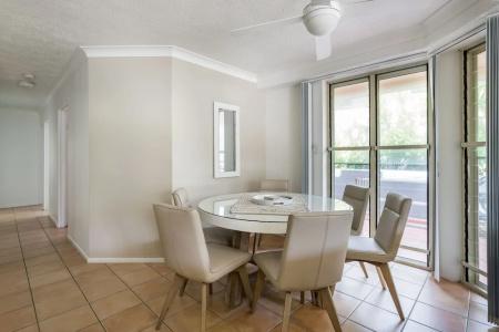Sea Breeze on Main Beach - 46