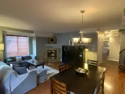 ApartHotelMontreal by Les Terrasses Saint Urbain 2225I2 - 100
