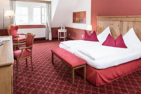 Ebner's Waldhof am See Resort & Spa - 2