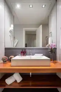 Duquesa Suites Barcelona - 43