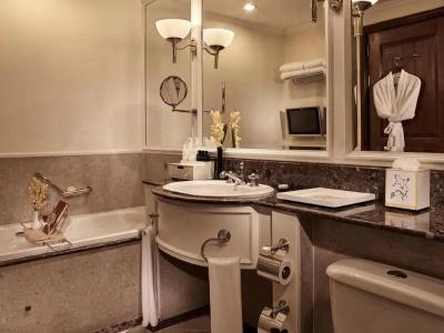 Sofitel Phnom Penh Phokeethra - 57