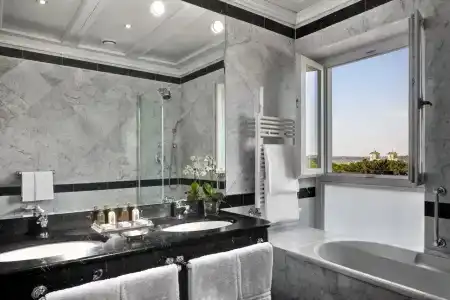 Splendide Royal - Small Luxury Hotels of the World - 21