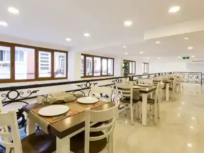 City - 11