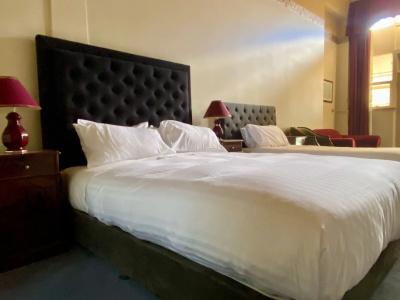 Macquarie Manor - 3