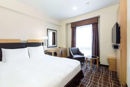 DoubleTree by Hilton Naha - 5