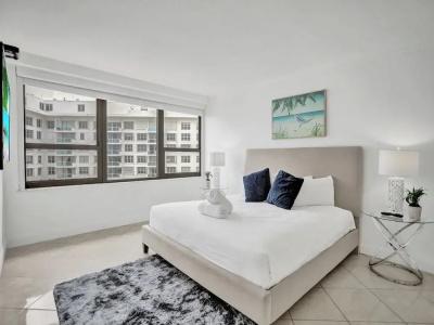 The Alexander All Suites - 90