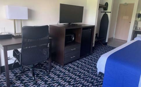 Baymont by Wyndham Charlotte University - 4
