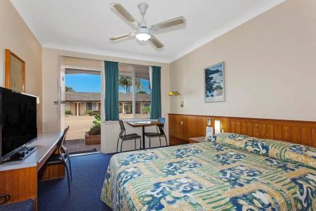 Reign Inn - 24