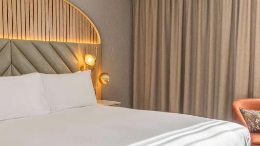 DoubleTree by Hilton Bristol North - 37