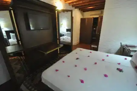El Vino & Suites - 27