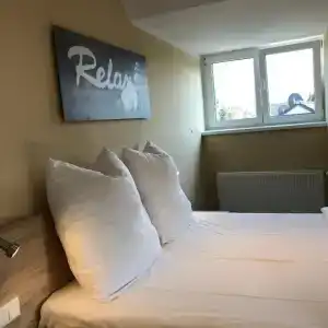 Select Suites & Aparts - 67