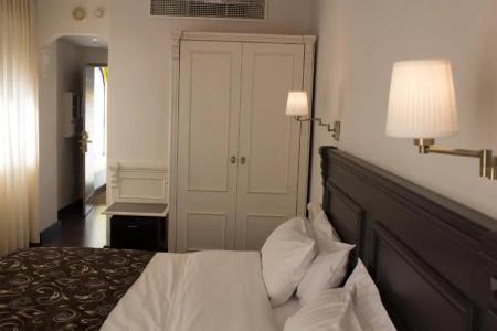 Avent Verahotel - 16