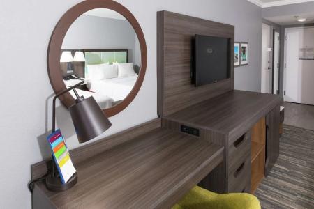 Hampton Inn - 74