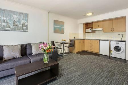 Central Brunswick Apartment - 22