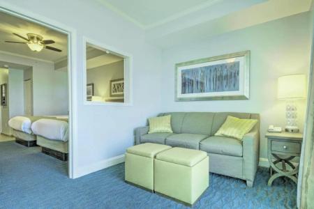 Club Wyndham Towers on the Grove - 1