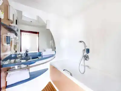 Novotel Suites Paris Nord 18ème - 8