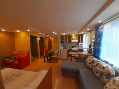 на Буркова 45 - 26