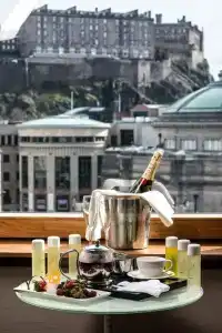 Sheraton Grand & Spa - 9