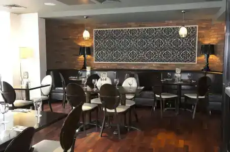 Premier Inn Euston - 9