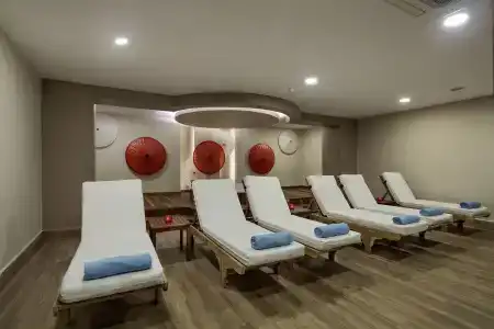 Sea Shell & Spa - 5
