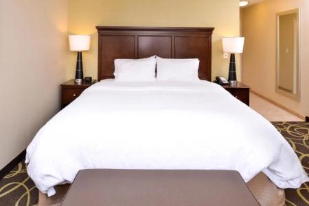Hampton Inn Midtown-Aksarben - 67