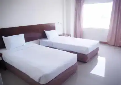 Sinkiat Thani - 4