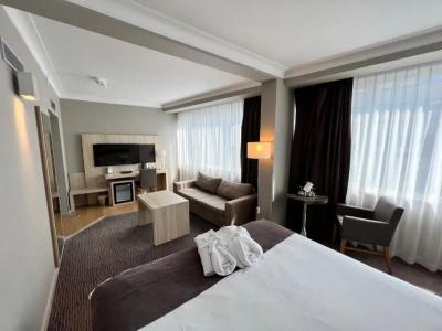 Best Western Royal Centre - 50