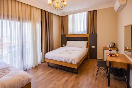 Grand Balyan & Restaurant - 106