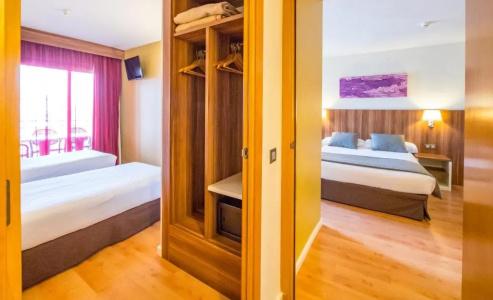 Golden Avenida Family Suites 4* - 29