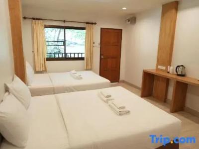 Sangthian Beach Resort - 34