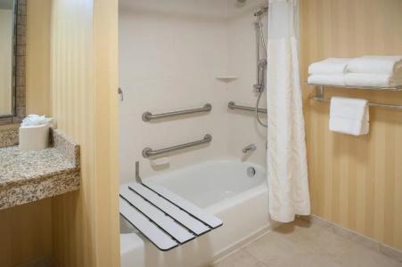 Hilton Garden Inn Airport/Medical Center - 41