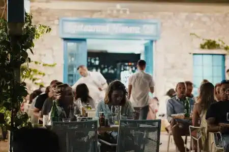 Himara 28 - 11