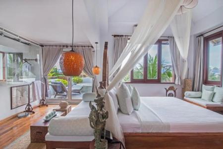Mane Boutique & Spa - 54