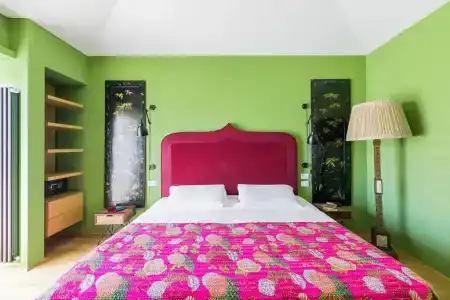 Rarity Suites - 120