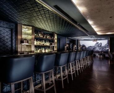 Hilton - 30