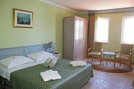 Marina Frapa Resort Rogoznica - 2