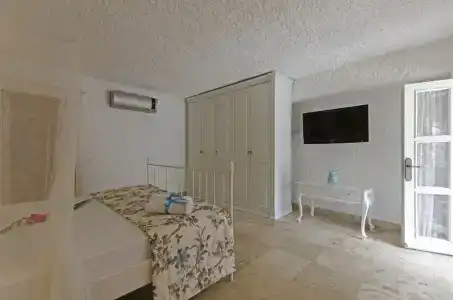 AlaÇAti Roka TaŞ Butİk - 38