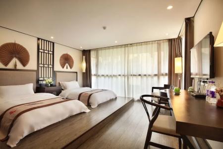 Peach Blossom Resort (near Reed Flute Rock, free pick up for min 3 nights) - 94