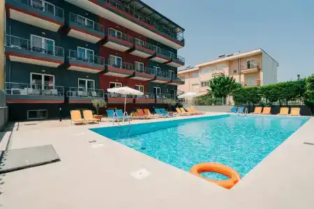 Atrium - 11