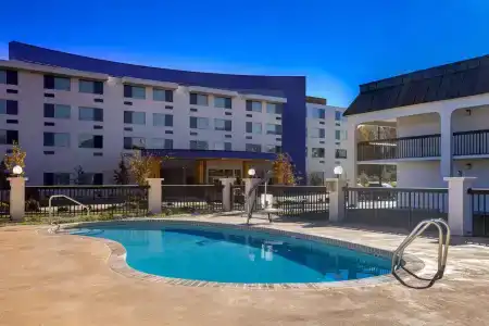 Quality Inn Savannah I-95 - 12