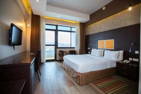 Gold Crest - 46