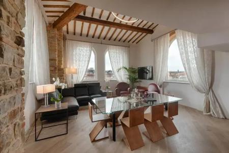 Donati Luxury Tower Suites - 207