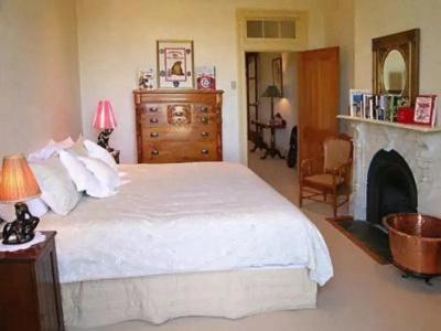 Fire Station Inn - 33