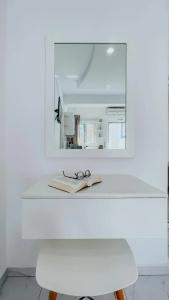 Vithos Seaside Aparthotel - 37