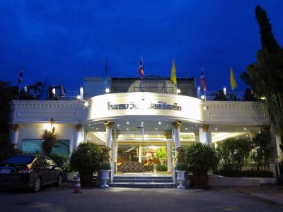 Windmill Resort Pattaya - 18