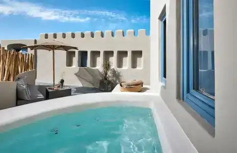 Luna Santorini Suites - 54