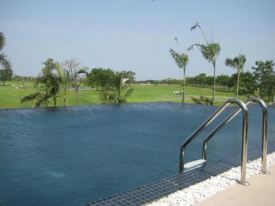 Uniland Golf & - 10