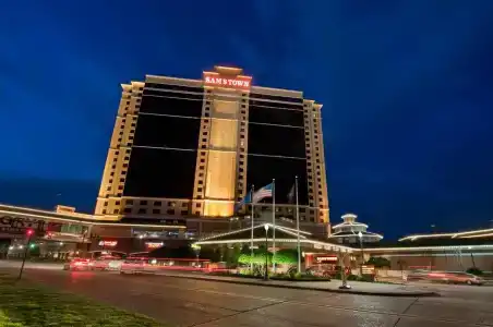 Sam's Town & Casino - 20